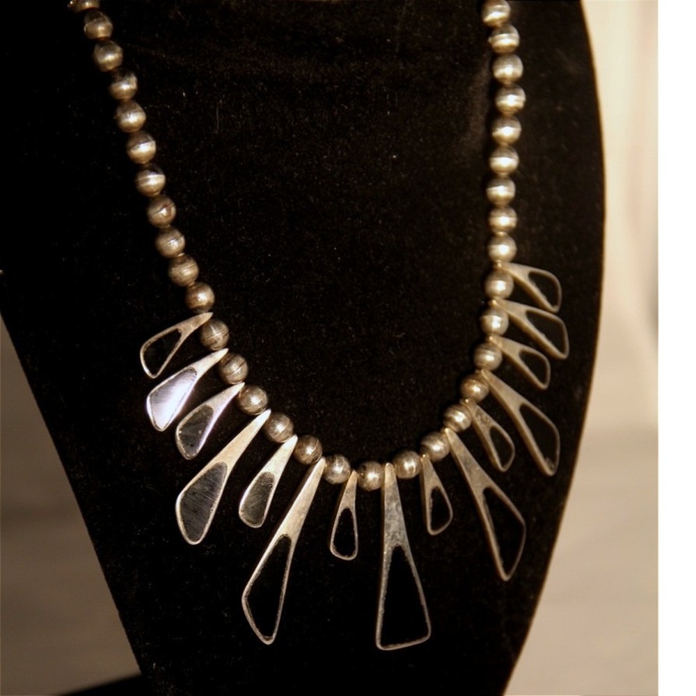 Sigi Pineda Modernist mcm Bib Necklace Sterling Silver Onyx Taxco Mexico 17 Inch